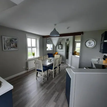 Eye Dunroman Apartment
