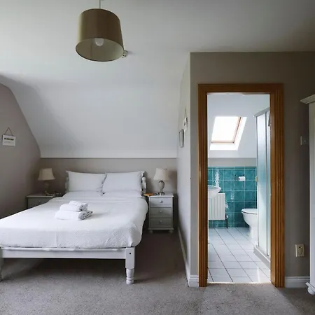 Eye Dunroman Apartment Doolin