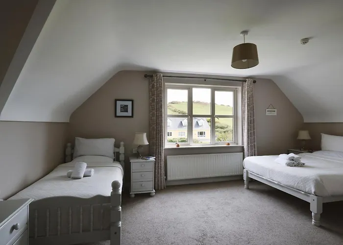 Apartment Eye Dunroman Doolin